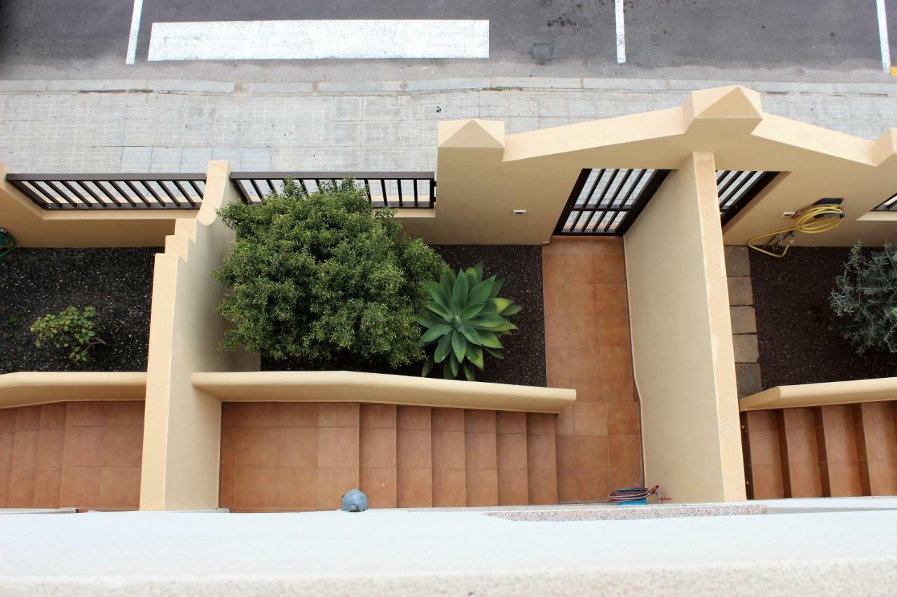 Luxury House In El Medano Apartment Exterior photo